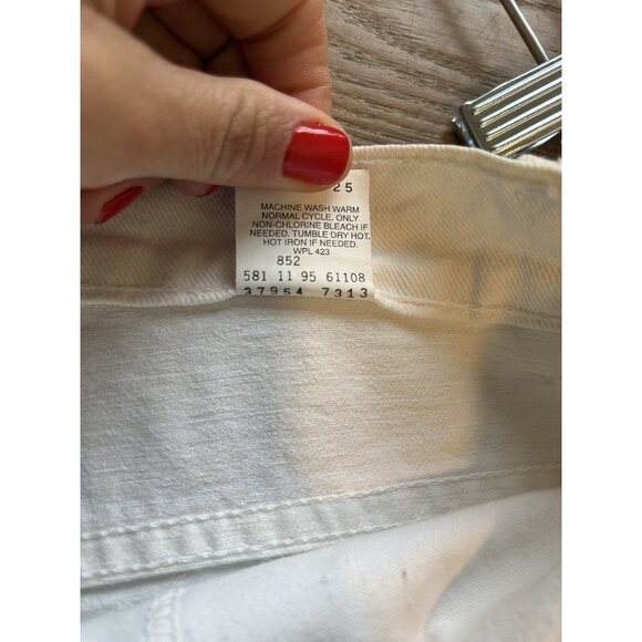 Vintage 90s Levis 37954 Regular Fit High Rise Cuffed Shorts White Orange Tab 11 - Picture 6 of 7